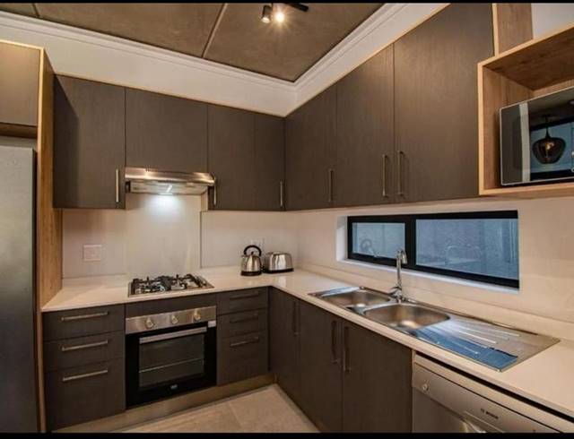 3 BEDROOM PROPERTY TO RENT IN MENLO PARK